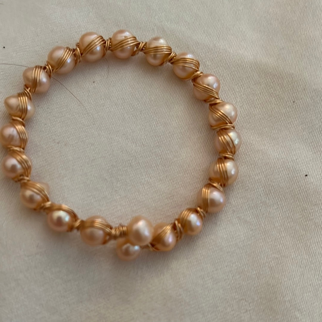 Viva la vida bracelet pink pearls B9