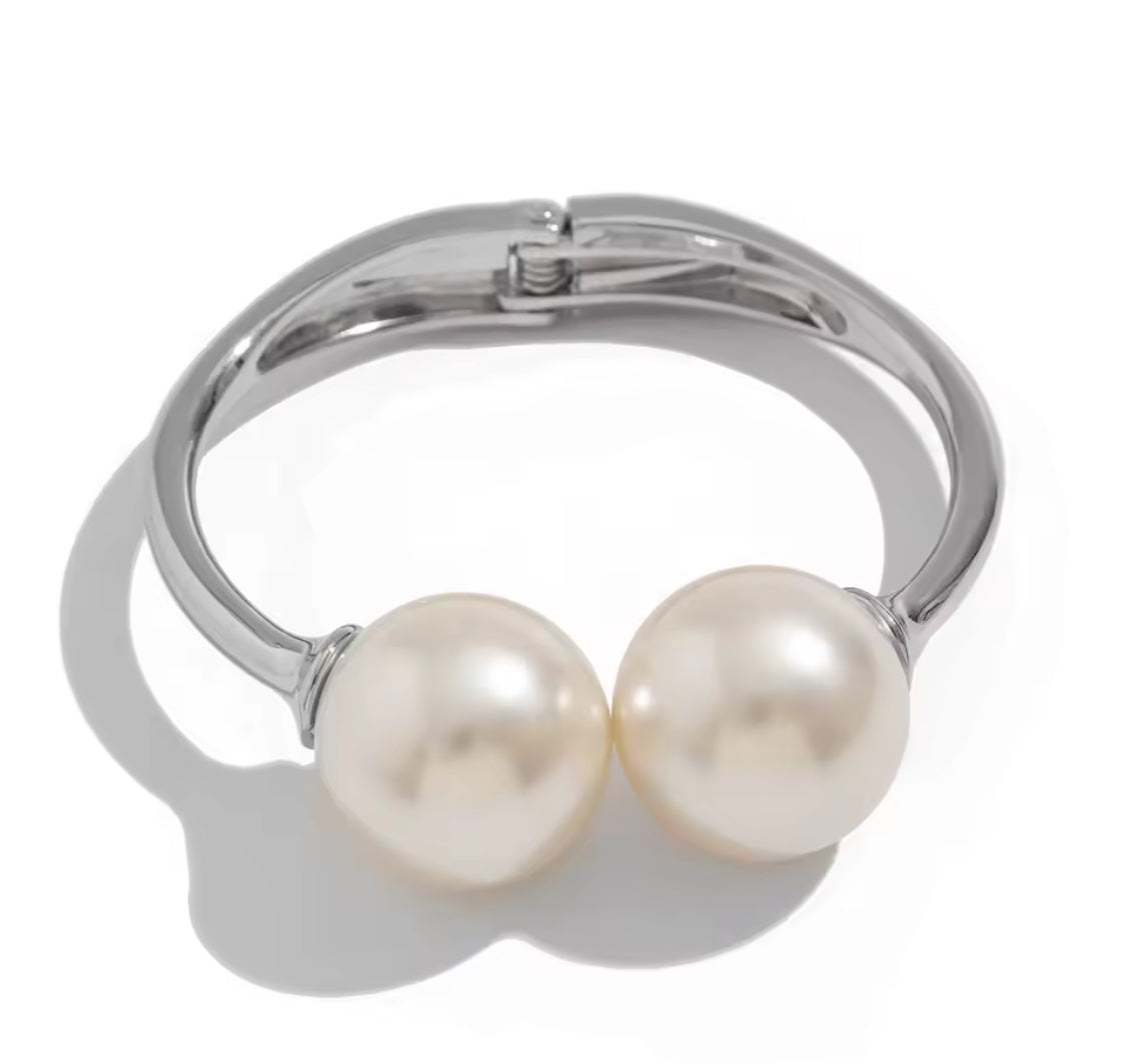 Bracelet silver pearl