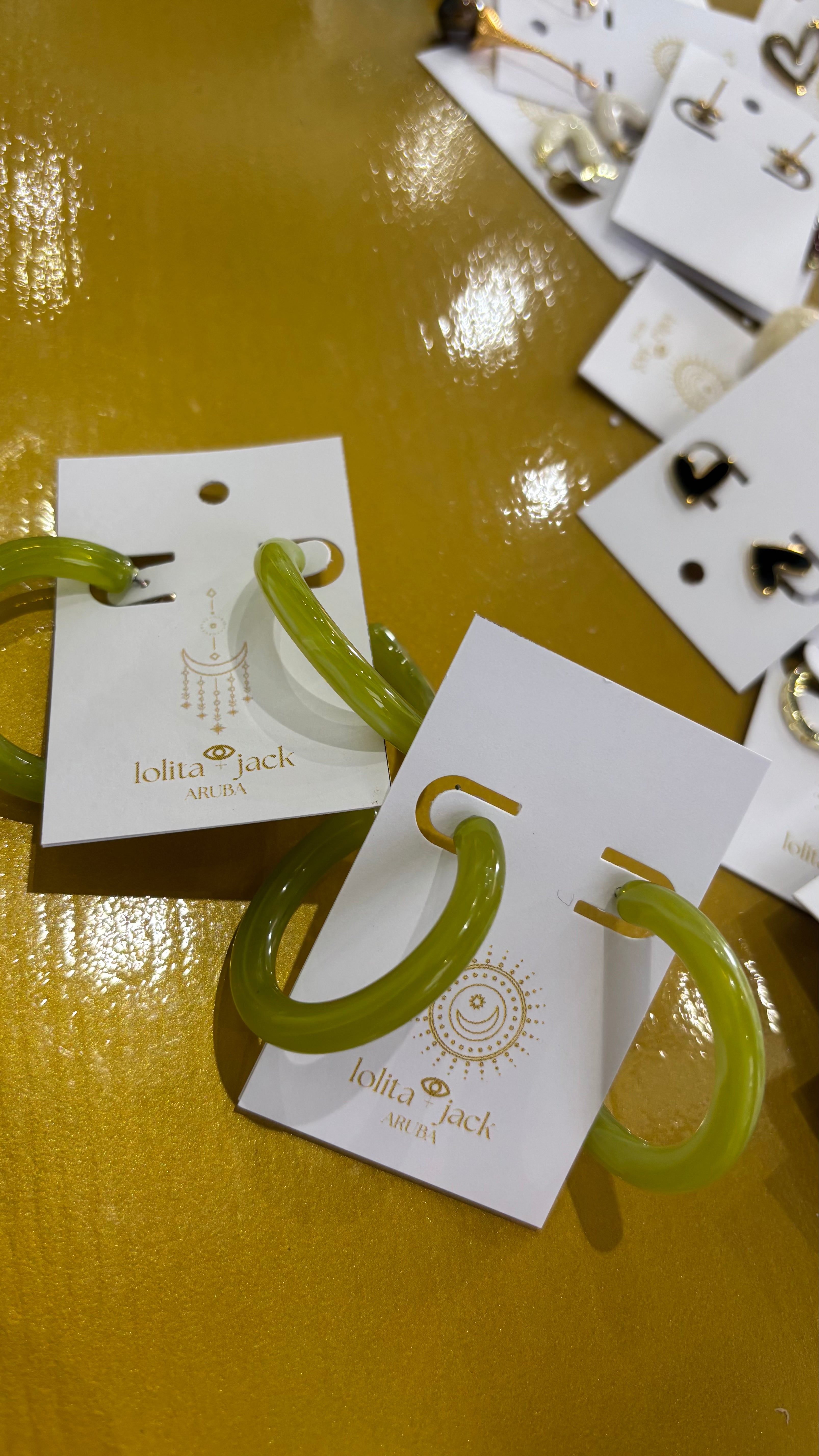 Earring resin loop BIG
